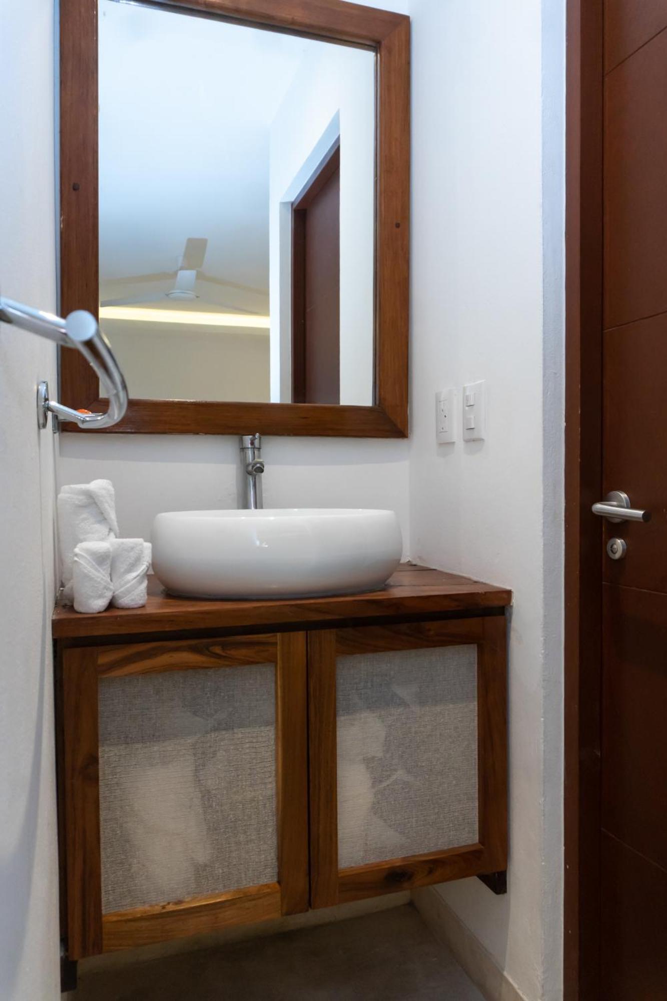 Kante Hotel - Downtown Тулум Екстериор снимка